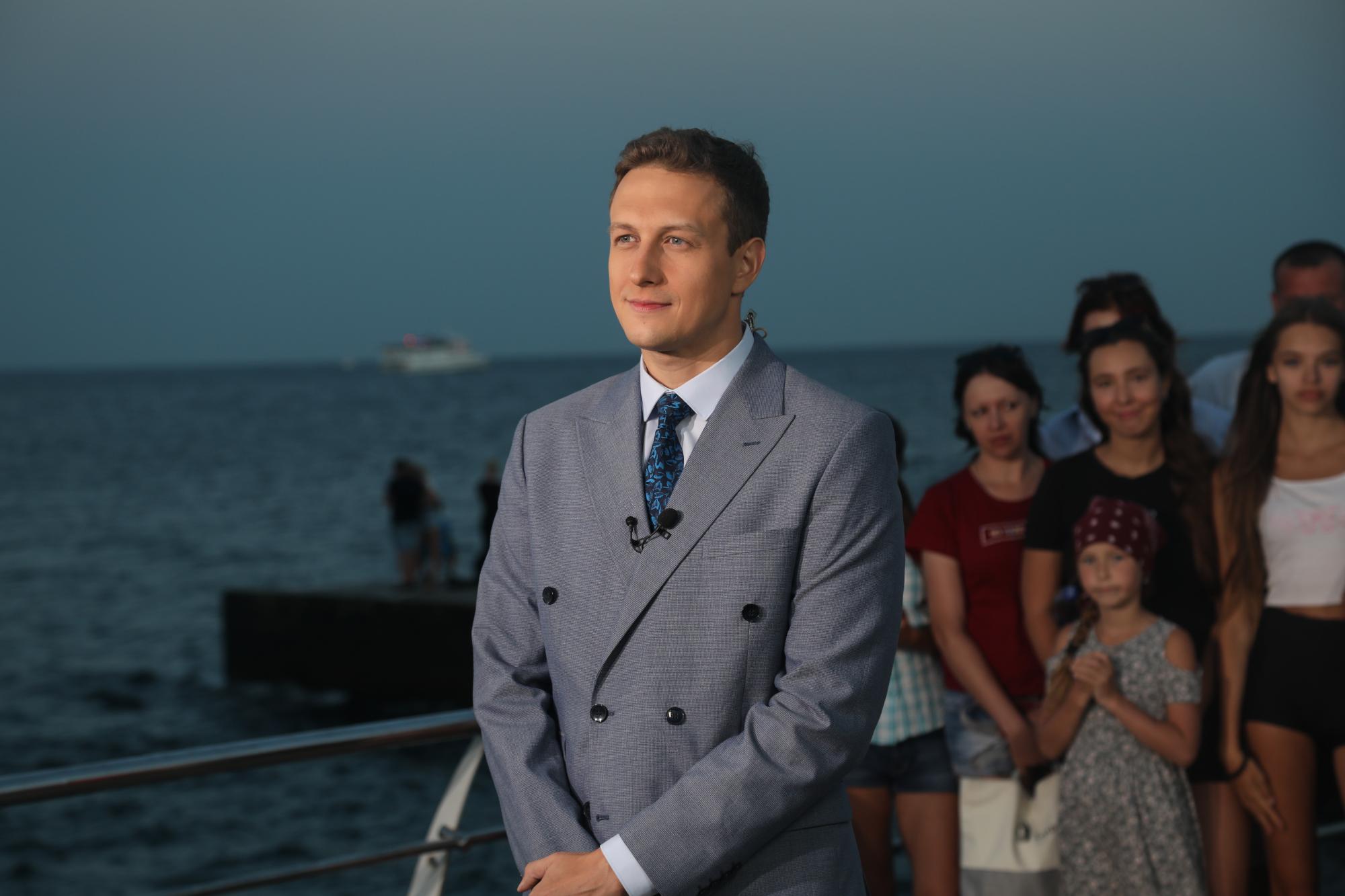 Ведущий &quot;плюсов&quot; поделился впечатлениями от путешествий по Украине и растрогал историей о дочке